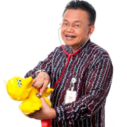 Prof. Dr. dr. Soedjatmiko, Sp.A (K), Msi (Konsultan Tumbuh Kembang Anak) 